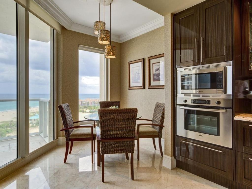 Ritz Carlton Luxurious Residence On Singer Island ริเวียราบีช ภายนอก รูปภาพ