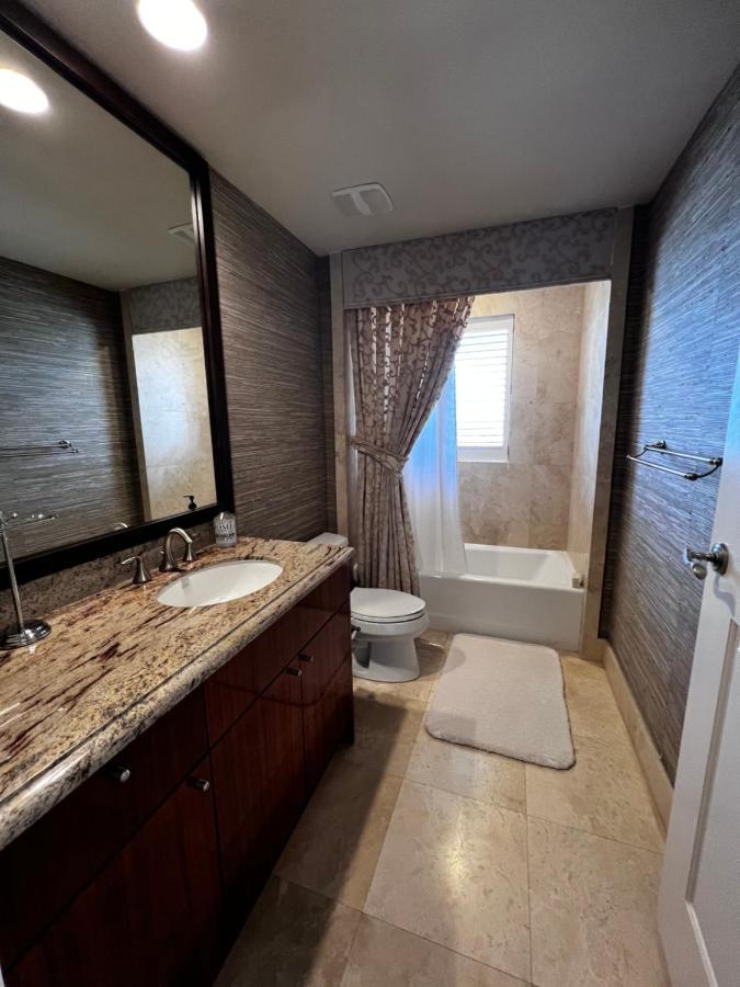 Ritz Carlton Luxurious Residence On Singer Island ริเวียราบีช ภายนอก รูปภาพ